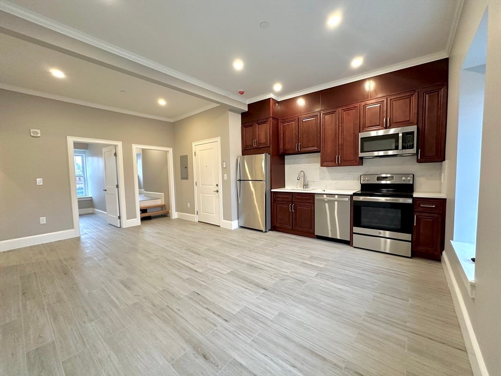 1152 Cambridge St #2, Cambridge, MA, 1152 Cambridge St #2, Cambridge, MA Photo #1