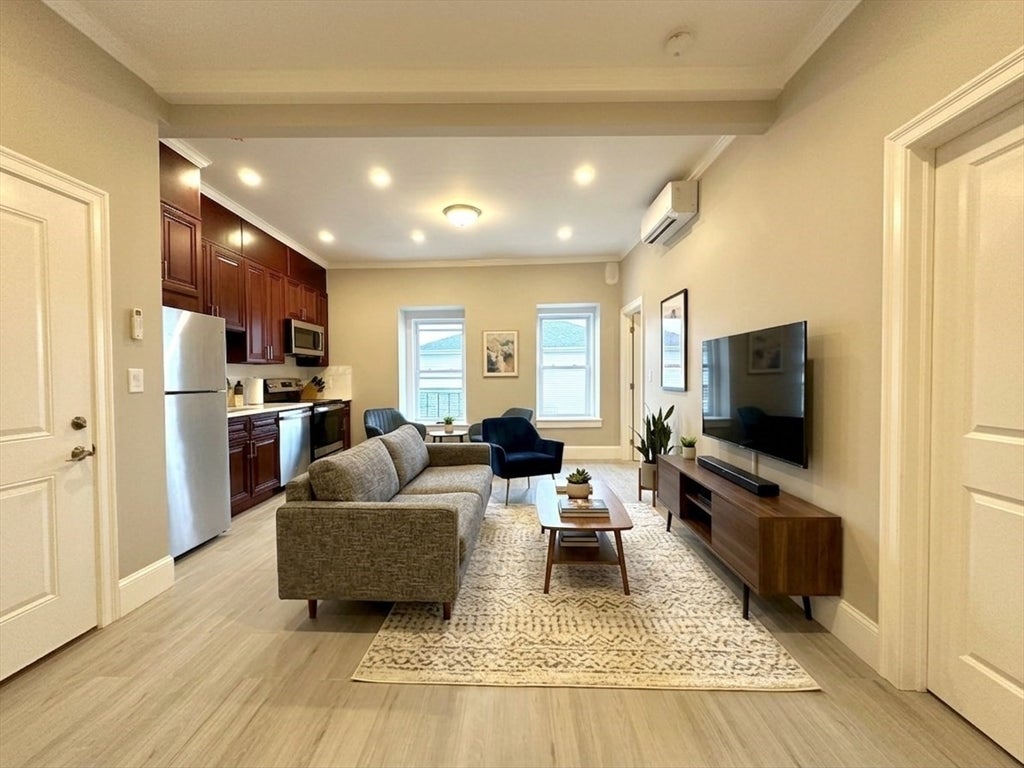 1152 Cambridge St #2, Cambridge, MA, 1152 Cambridge St #2, Cambridge, MA Photo #4