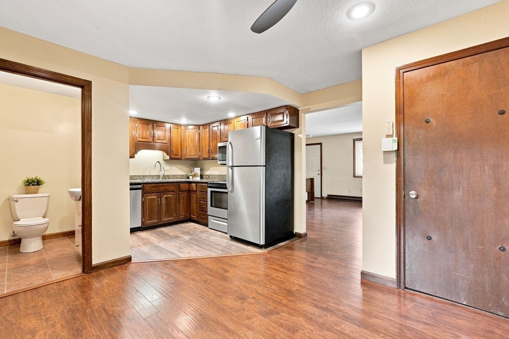 73 Bridge St #6, Northampton, MA, 73 Bridge St #6, Northampton, MA Photo #14