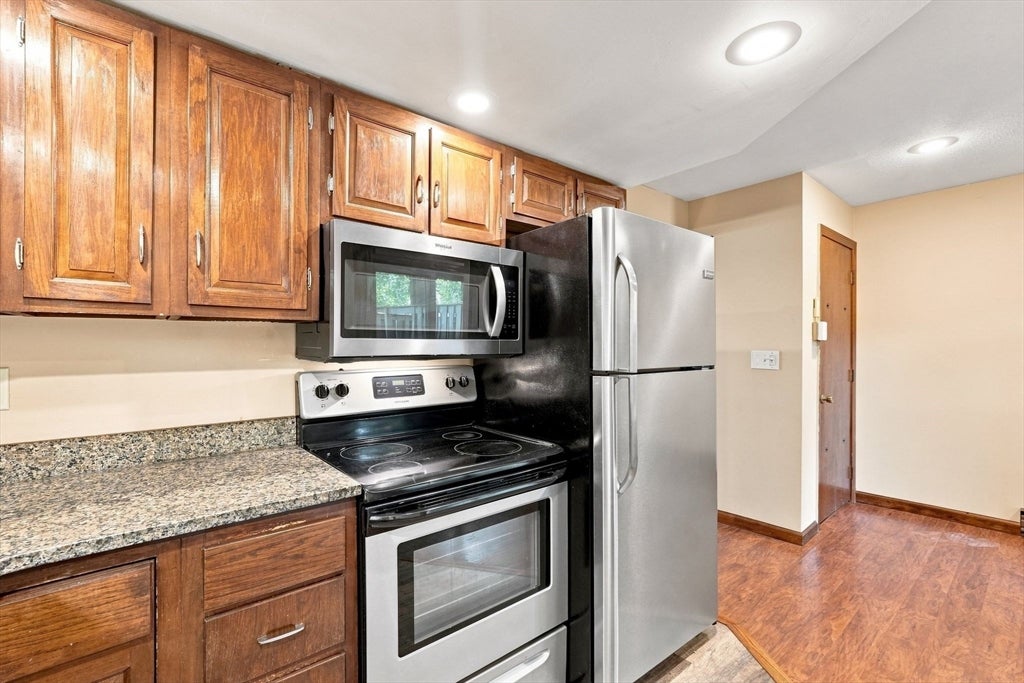 73 Bridge St #6, Northampton, MA, 73 Bridge St #6, Northampton, MA Photo #12