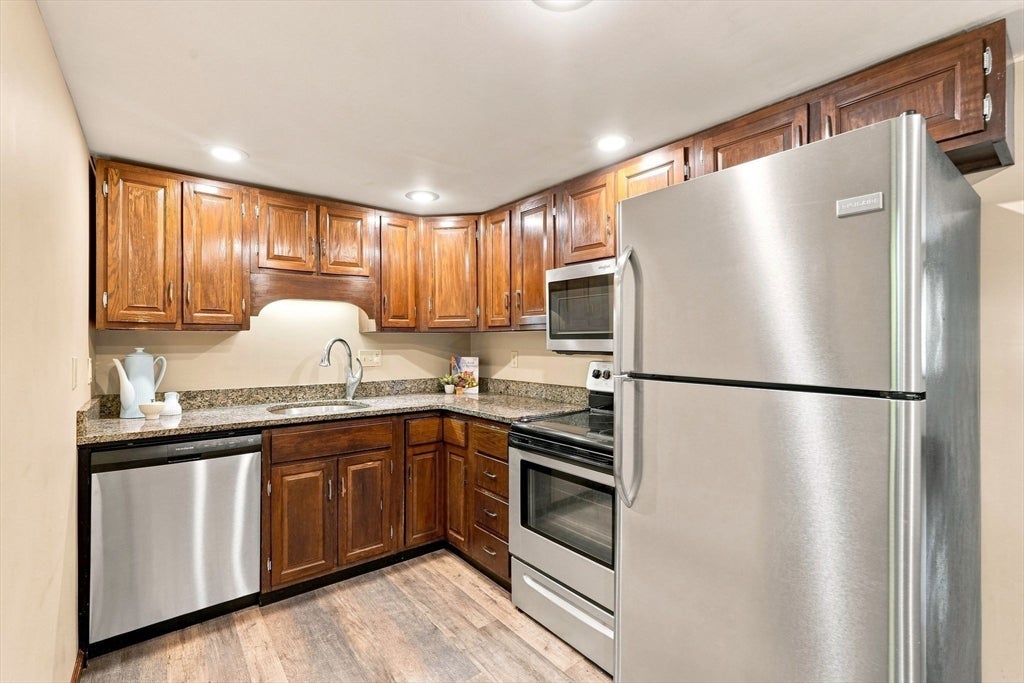 73 Bridge St #6, Northampton, MA, 73 Bridge St #6, Northampton, MA Photo #11
