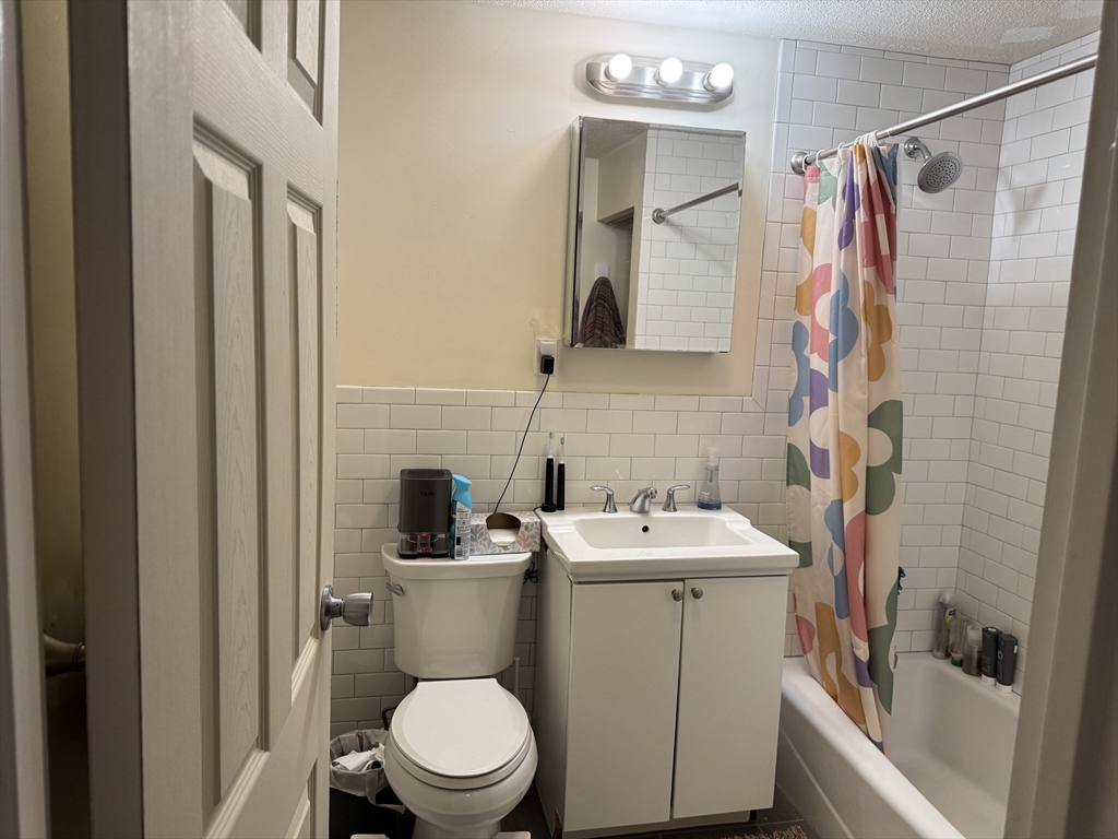 109-111 Tremont St 400
