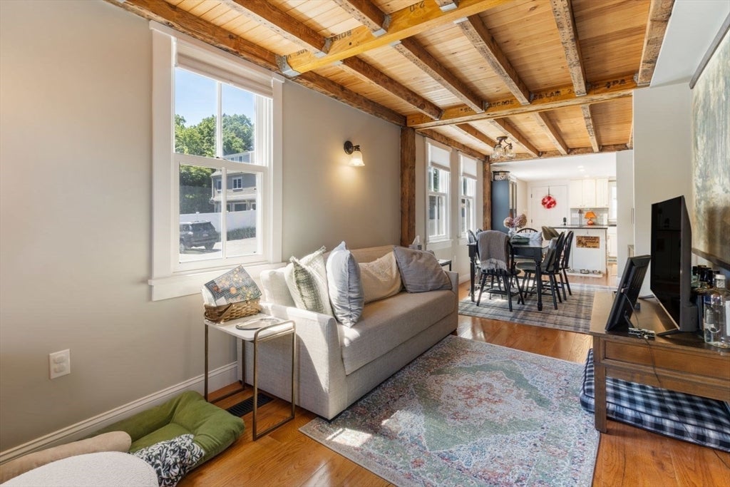Photo of 71 North Street, Hingham, MA