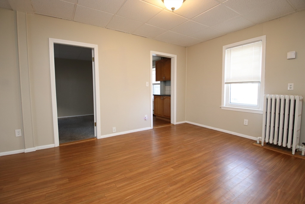 Malden, Massachusetts 02148, United States, 4 Bedrooms Bedrooms, ,2 BathroomsBathrooms,Residential,Pending,118921