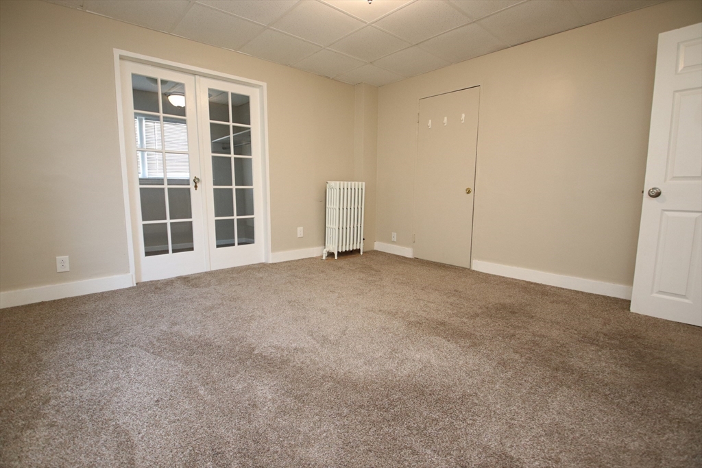 Malden, Massachusetts 02148, United States, 4 Bedrooms Bedrooms, ,2 BathroomsBathrooms,Residential,Pending,118921