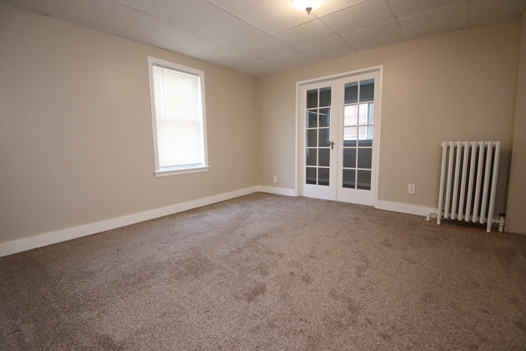 Malden, Massachusetts 02148, United States, 4 Bedrooms Bedrooms, ,2 BathroomsBathrooms,Residential,Pending,118921