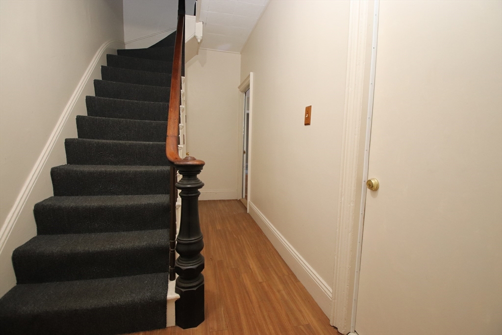 Malden, Massachusetts 02148, United States, 4 Bedrooms Bedrooms, ,2 BathroomsBathrooms,Residential,Pending,118921