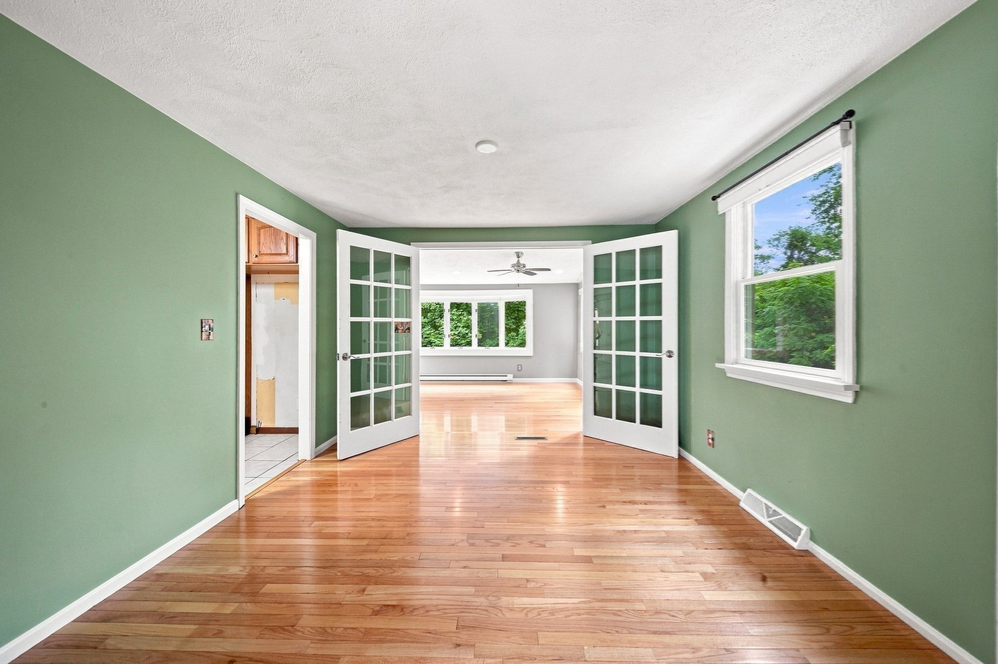 299 Old Westford Road, Chelmsford, MA Photo #8
