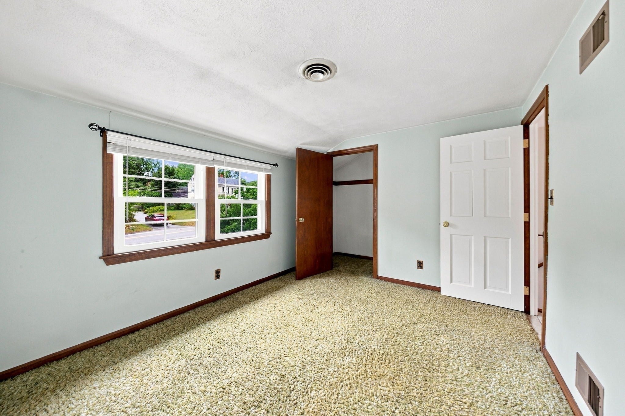 299 Old Westford Road, Chelmsford, MA Photo #24