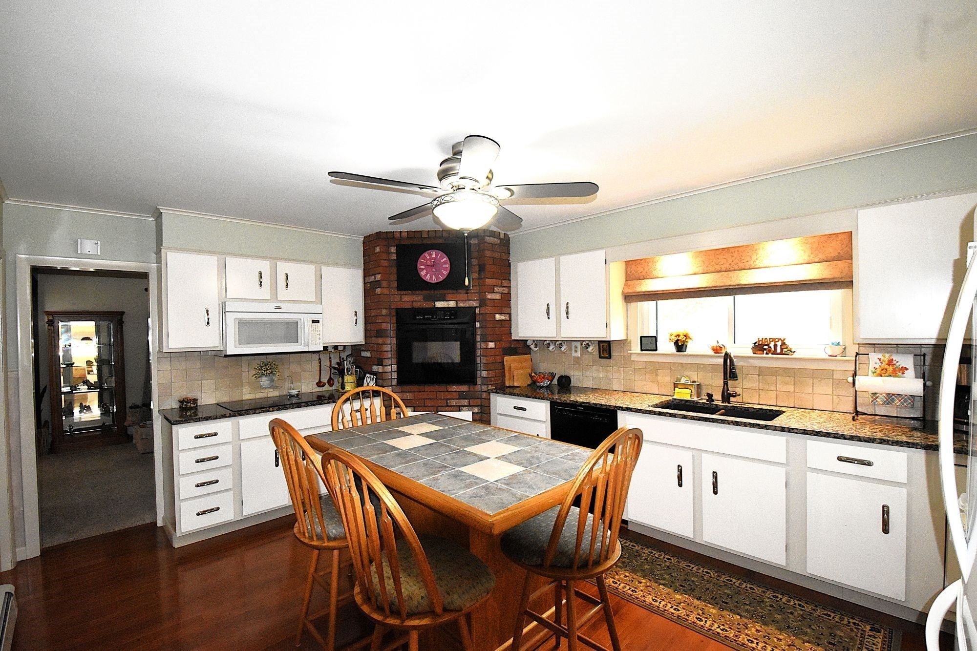 21 Elm St, Grafton, MA Photo #7