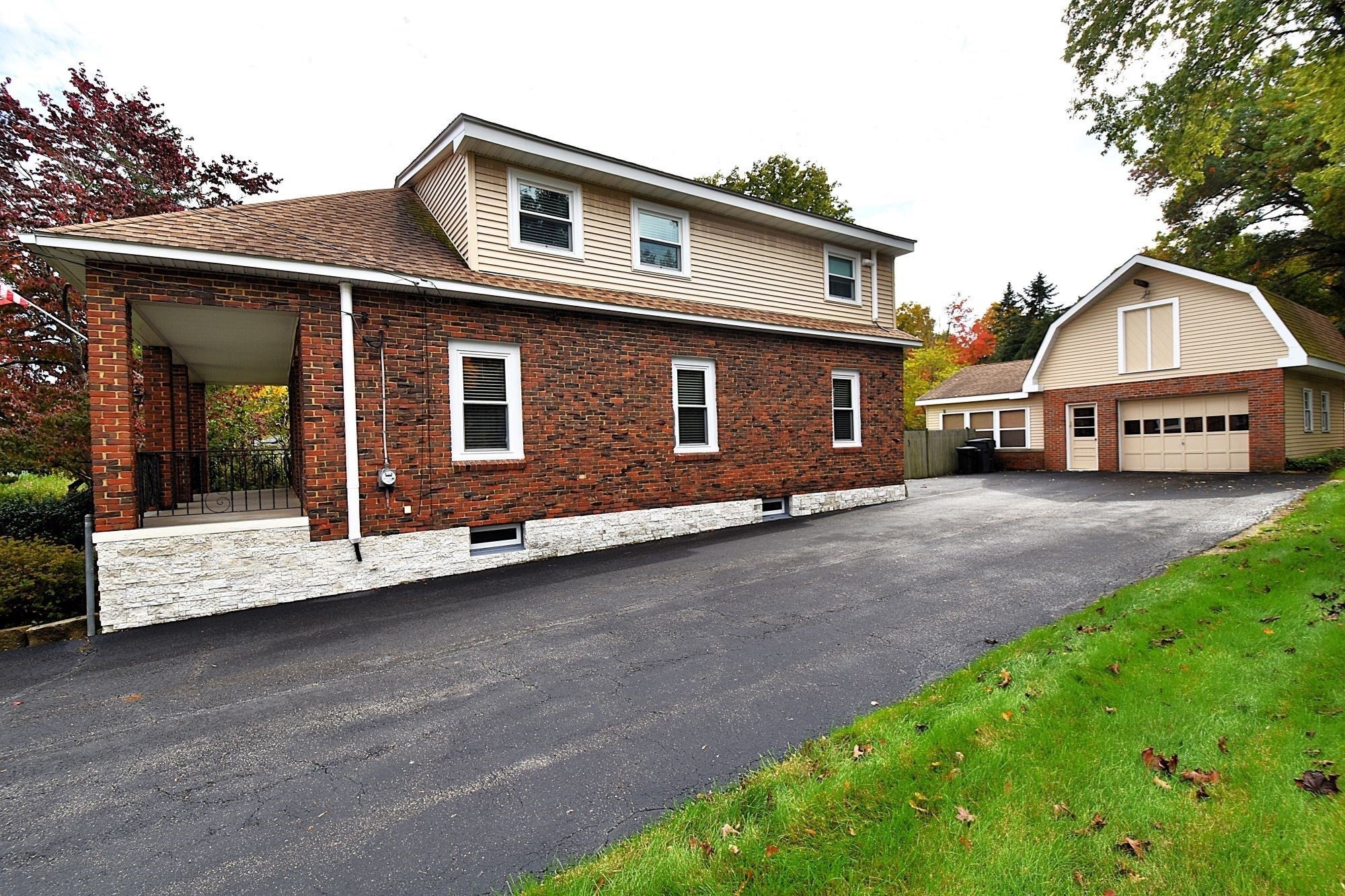 21 Elm St, Grafton, MA Photo #5