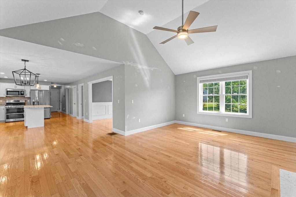 37 Turner Farm Rd, Uxbridge, MA Photo #12