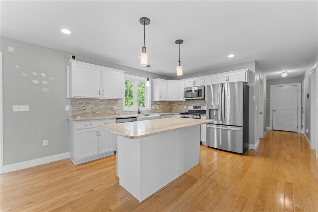 37 Turner Farm Rd, Uxbridge, MA Photo #5
