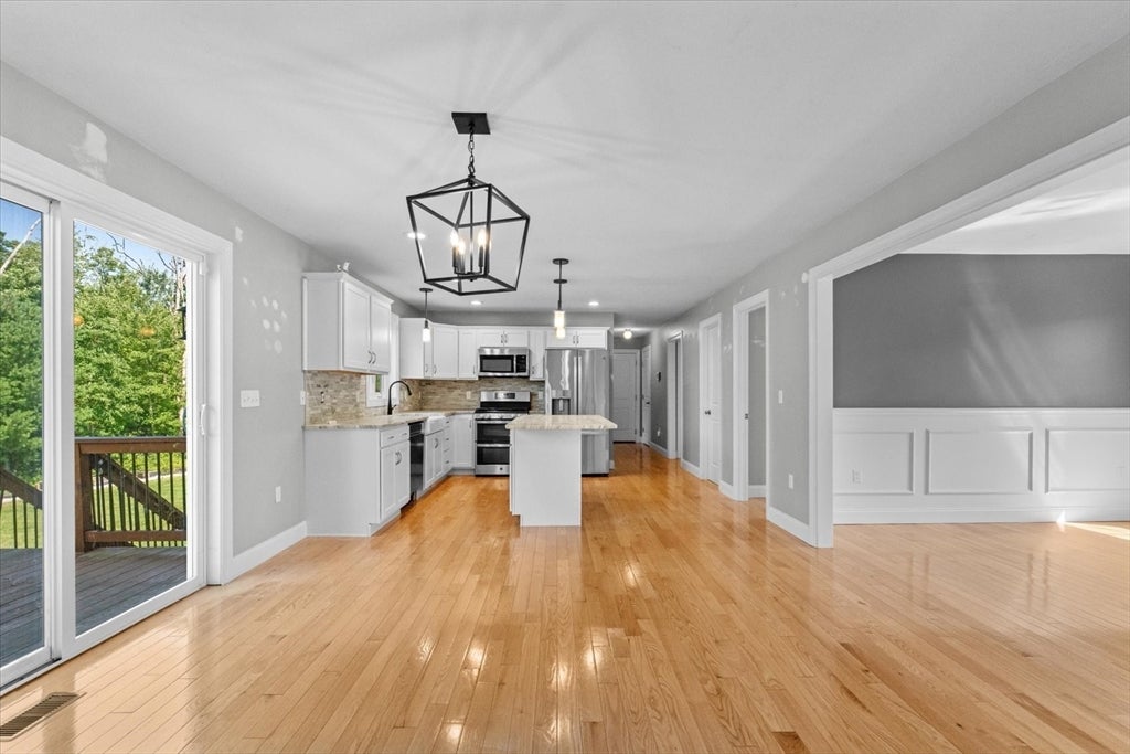 37 Turner Farm Rd, Uxbridge, MA Photo #6