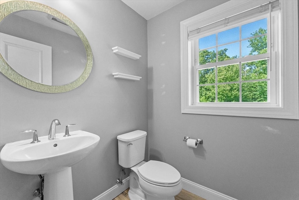 37 Turner Farm Rd, Uxbridge, MA Photo #14