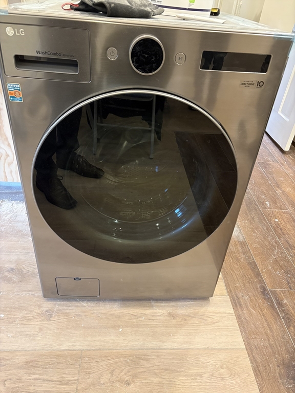 Brookline, Massachusetts 02446, United States, 2 Bedrooms Bedrooms, ,2 BathroomsBathrooms,Residential,Active,176513