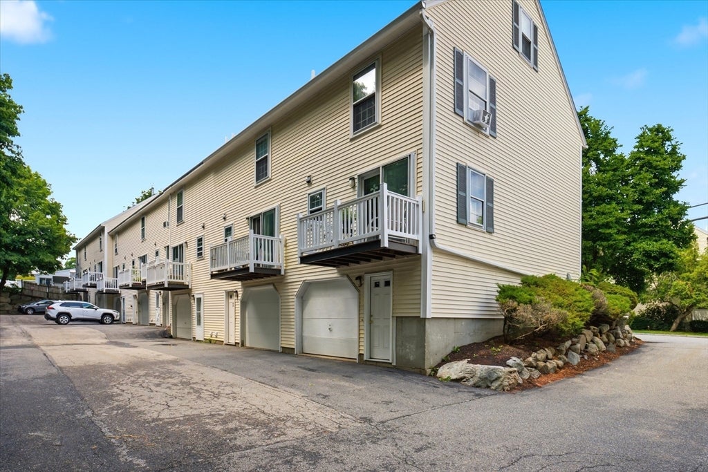 35 Beech Hill Ave 0