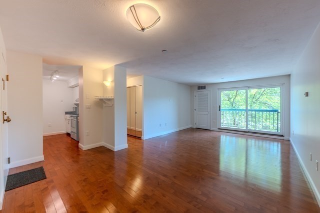 22 Railroad St. 306