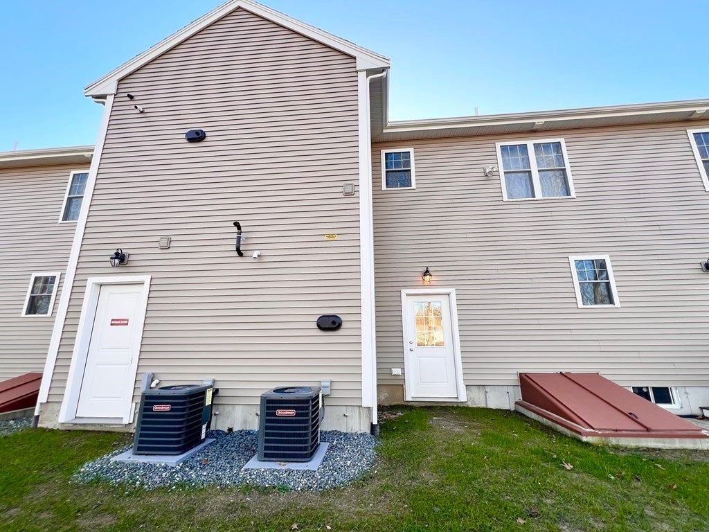140 North Walker Street