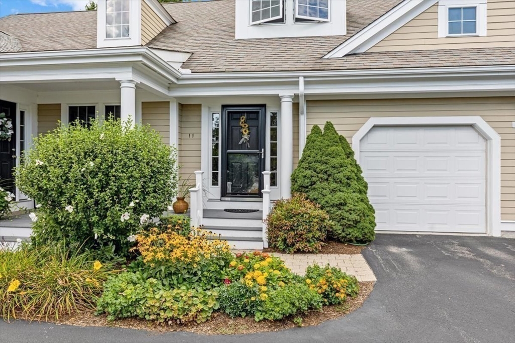 11 Hayloft Lane 11