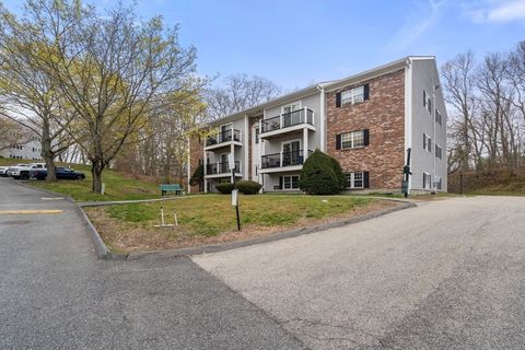 Photo of 10 Chapel Hill #3, Plymouth, MA 02360 (MLS # 73510648)