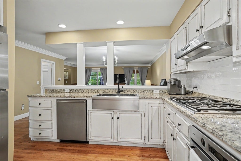 42 Laurelwood Drive #42, Hopedale, MA Photo #11
