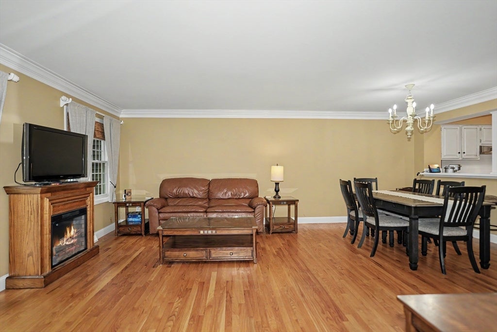 42 Laurelwood Drive #42, Hopedale, MA Photo #19