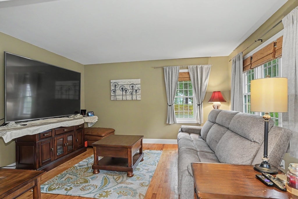 42 Laurelwood Drive #42, Hopedale, MA Photo #22