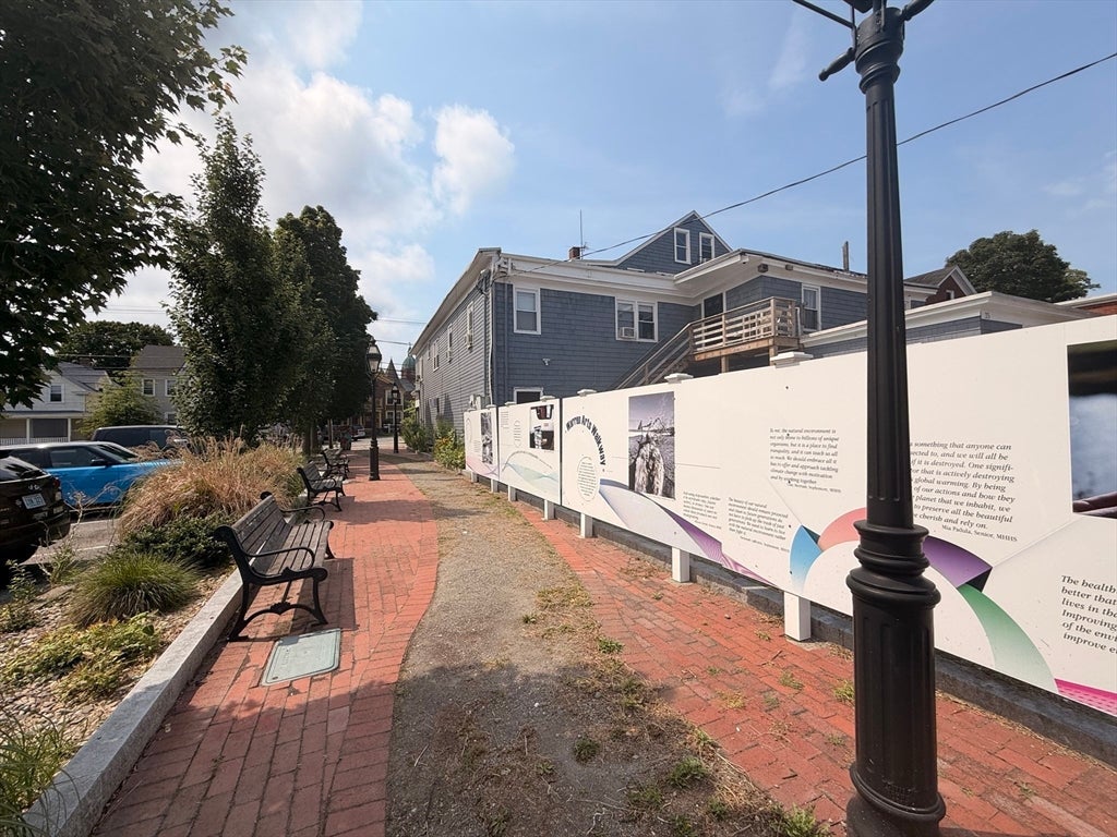 26 Child St