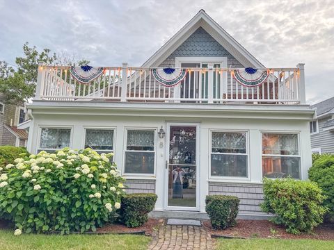 Photo of 8 East Blvd, Wareham, MA 02532 (MLS # 73442157)
