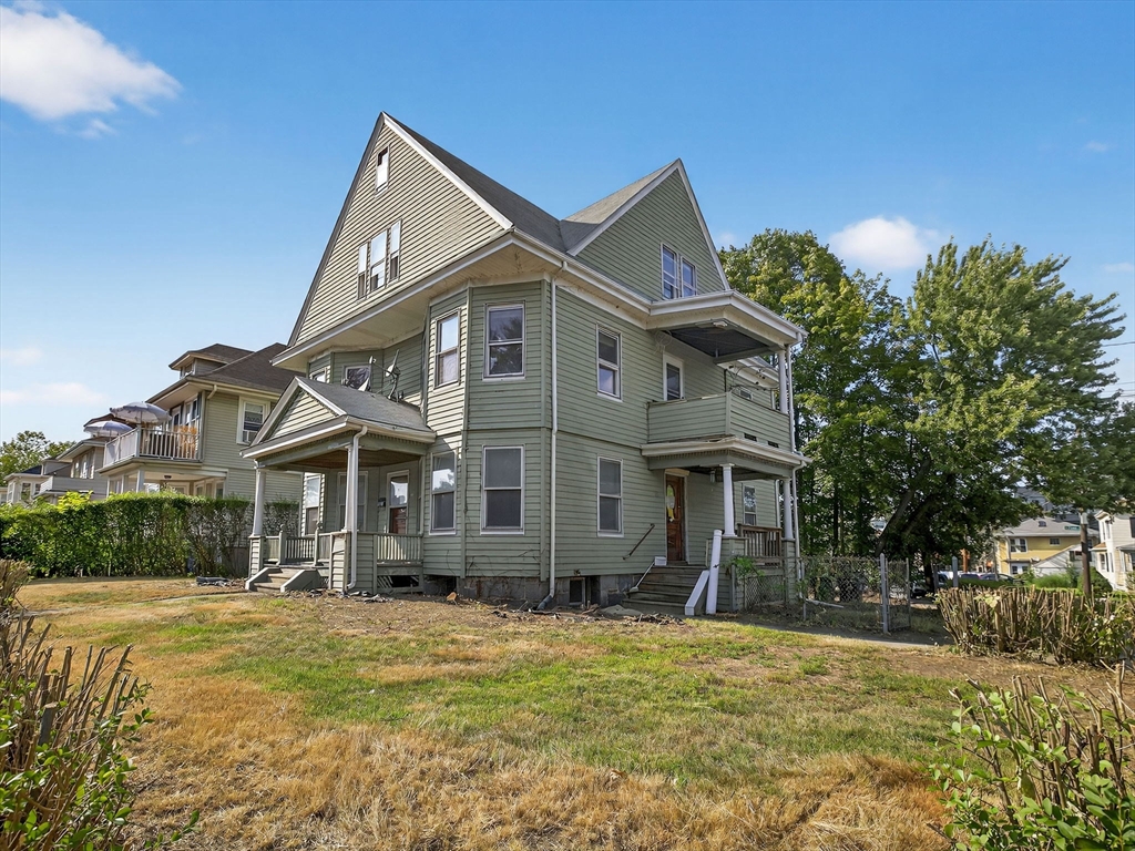 194 N Beacon