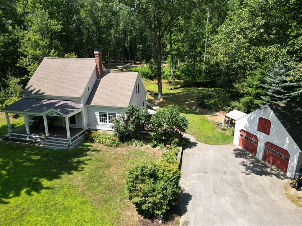 8 Earle Drive