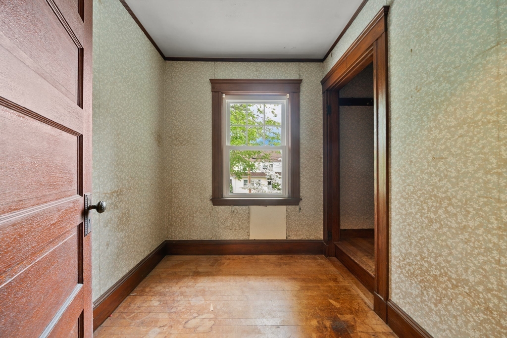 5 Ingalls St, Woburn, MA Photo #21