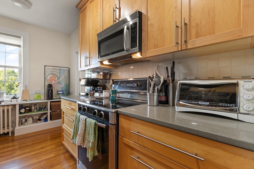 285 Harvard St. 306