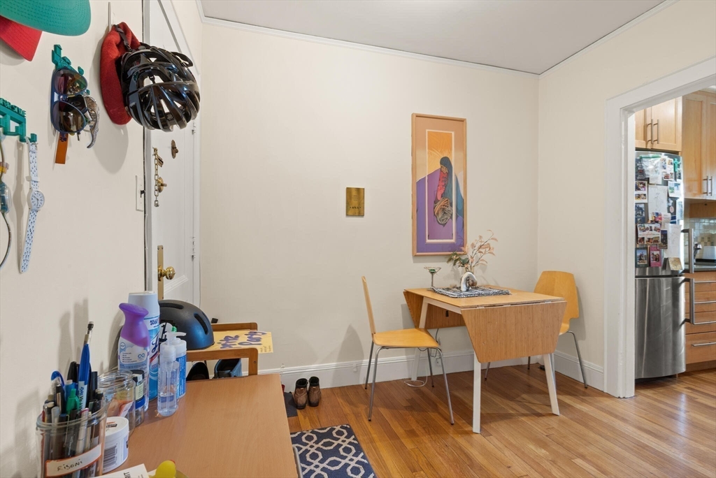 285 Harvard St. 306
