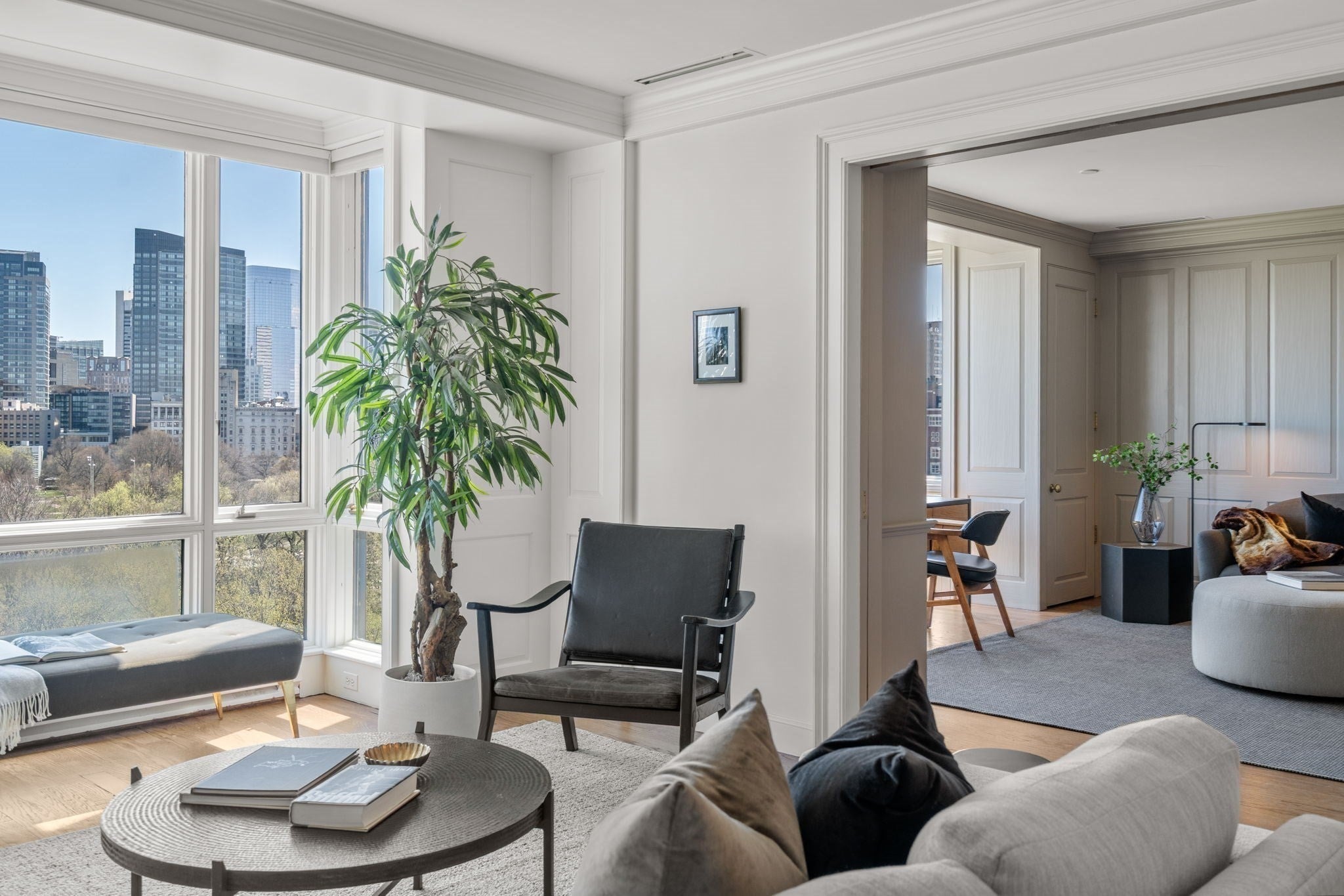 2 Commonwealth Ave 12B