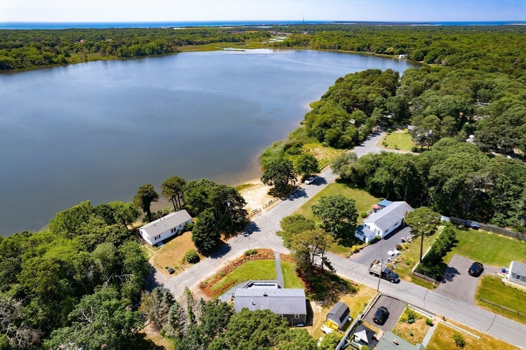 20 Robin Rd