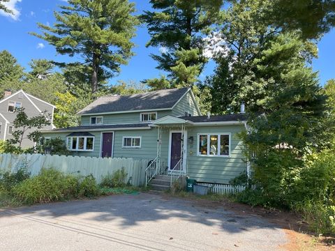 21 Rock Ave Hudson MA 01749