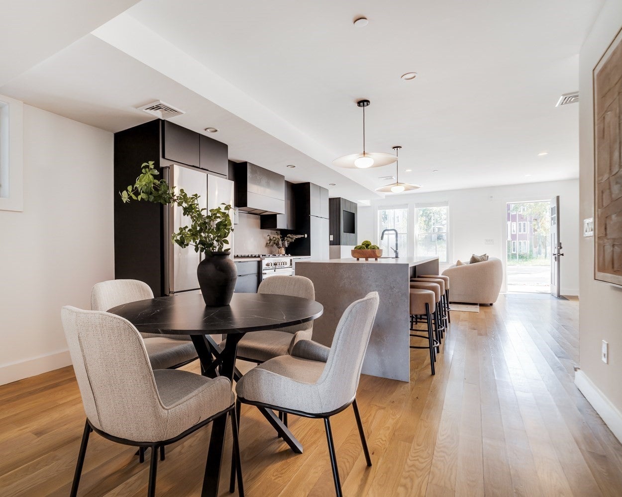 272 E Eagle ST #1, Boston, MA, 272 E Eagle ST #1, Boston, MA Photo #6