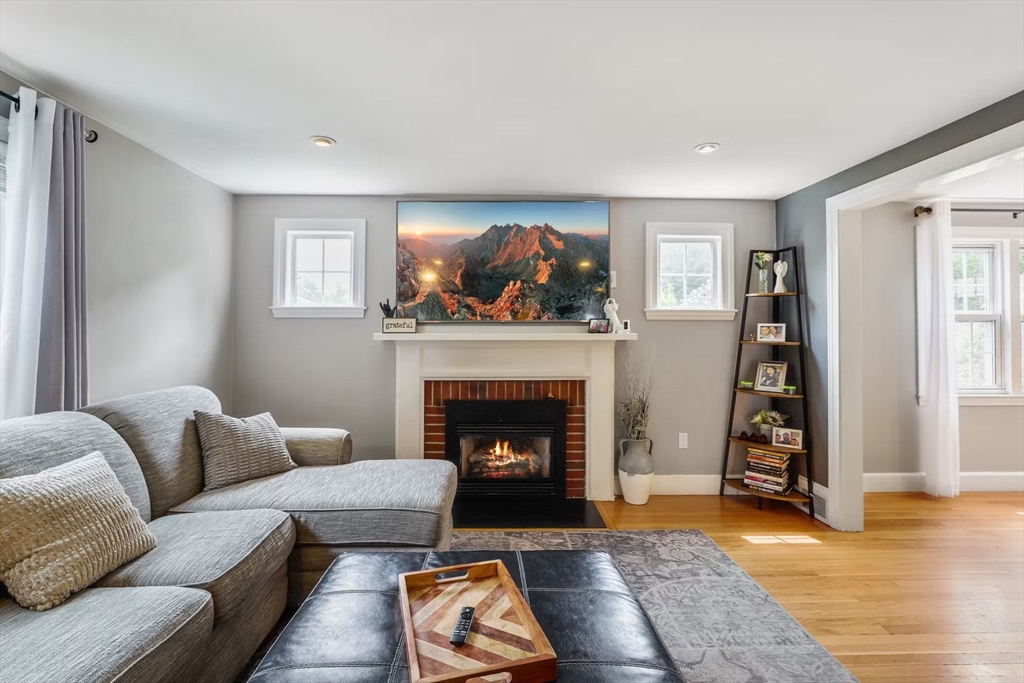 59 Elmer Rd