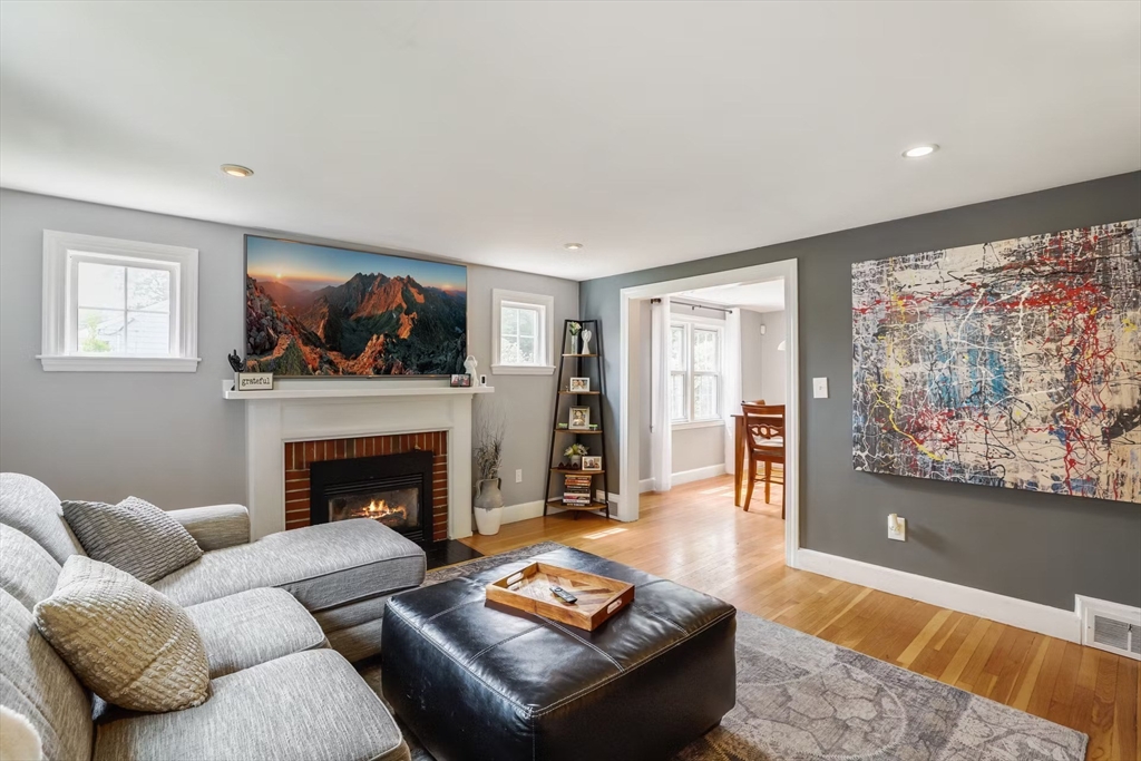 59 Elmer Rd