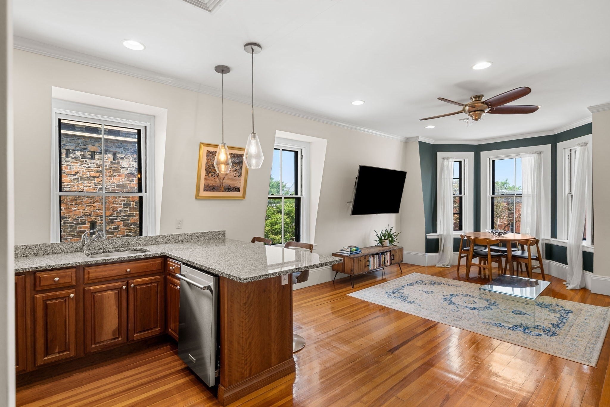 Photo of 400 Broadway, Somerville, MA