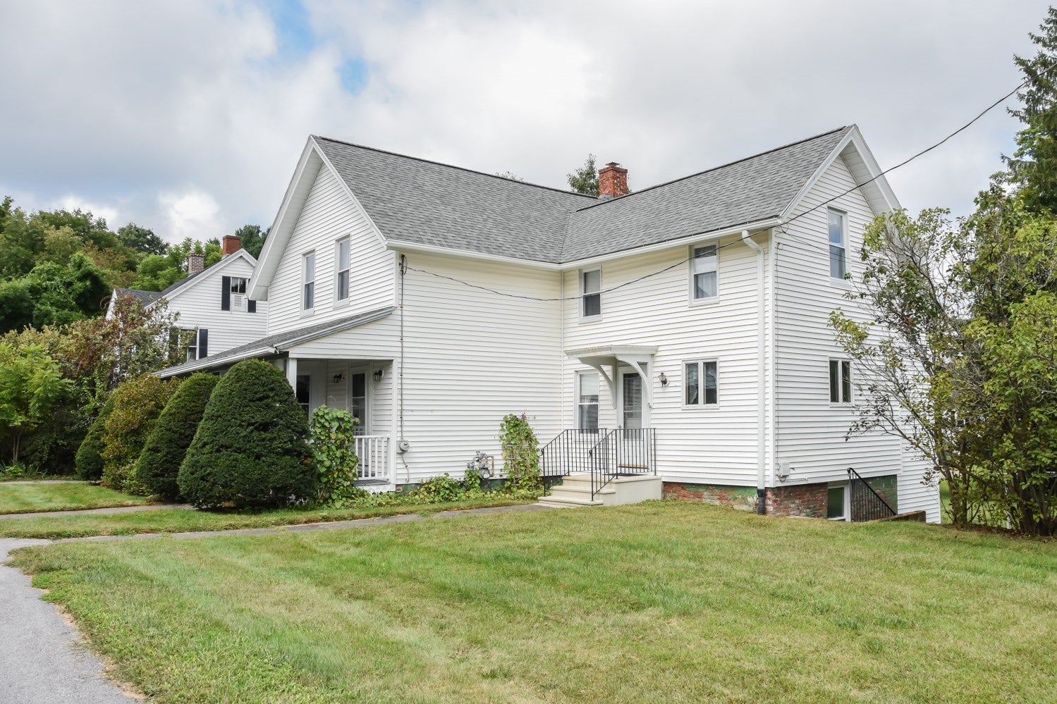 69 W Main St, West Brookfield, MA, 69 W Main St, West Brookfield, MA Photo #2
