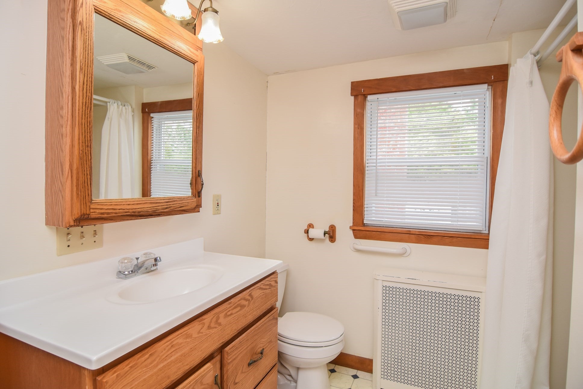 69 W Main St, West Brookfield, MA, 69 W Main St, West Brookfield, MA Photo #17