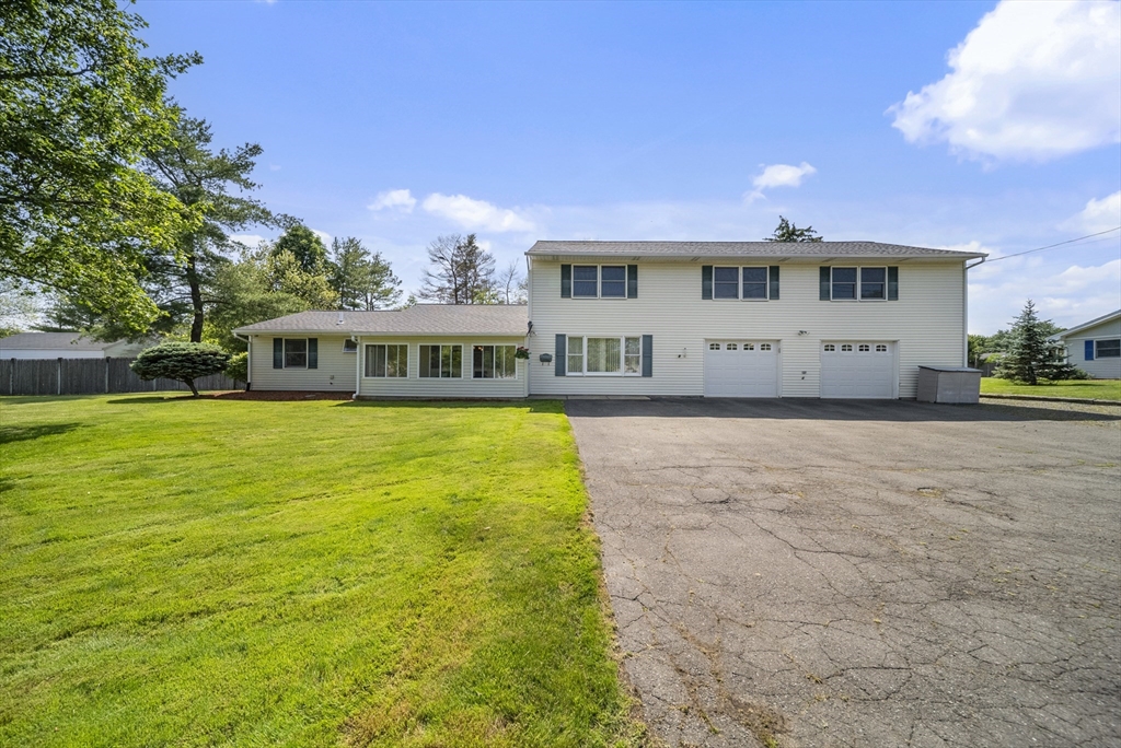 86 Burley St