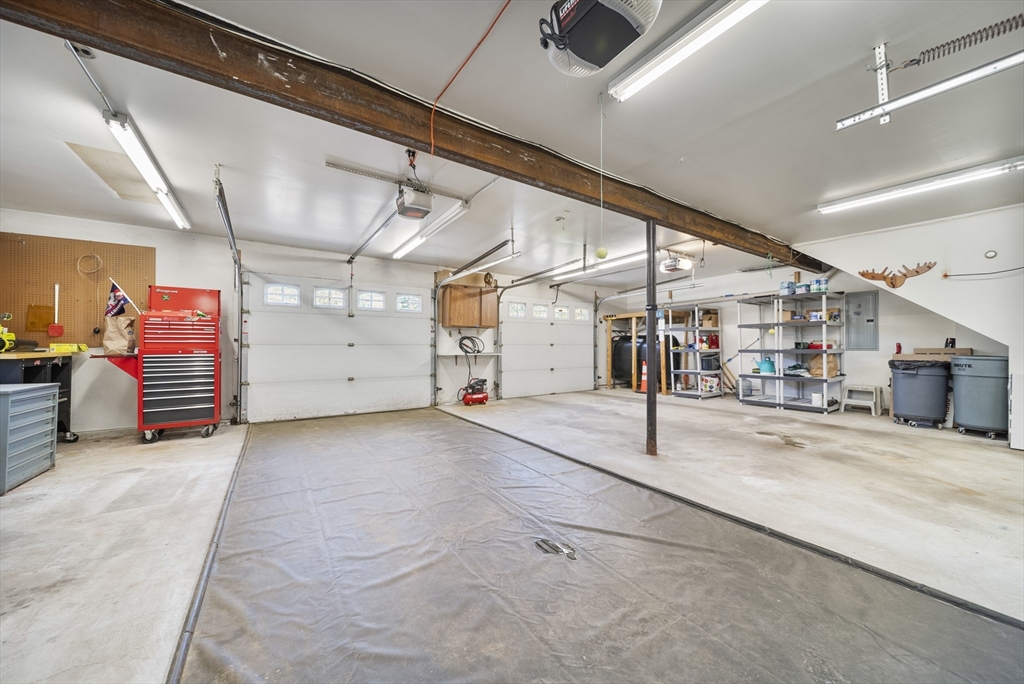 86 Burley St