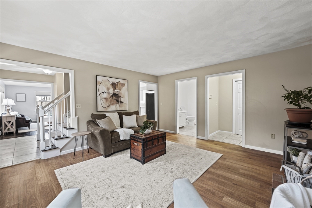 9 Thaddeus Mason Road