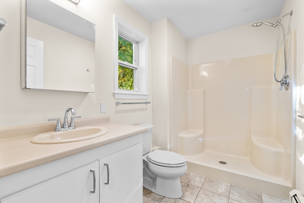 181 Pilgrim Rd #2, Haverhill, MA, 181 Pilgrim Rd #2, Haverhill, MA Photo #12