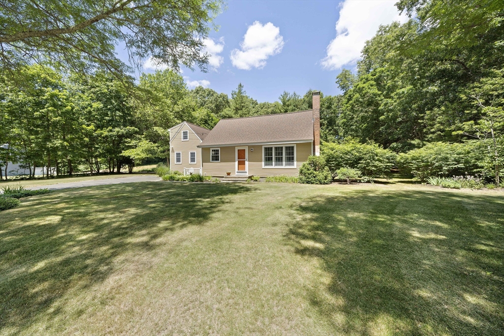 12 Walnut Rd