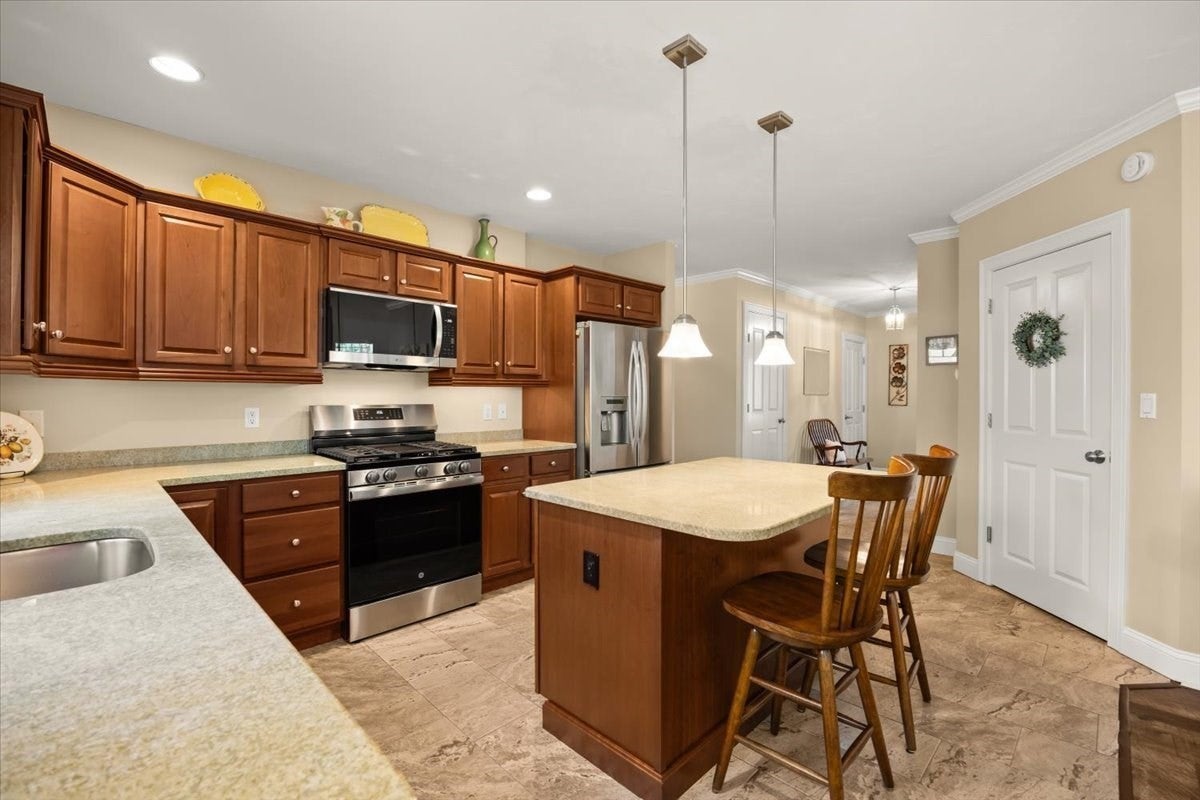 1 Crows Nest Ln #1, Marshfield, MA, 1 Crows Nest Ln #1, Marshfield, MA Photo #8